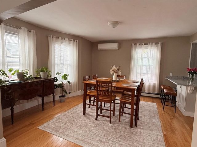 1289 Cranston Street, Cranston, RI 02920