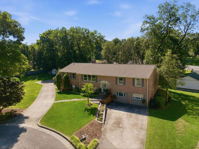 4328 Harts Court, Paducah, KY 42001