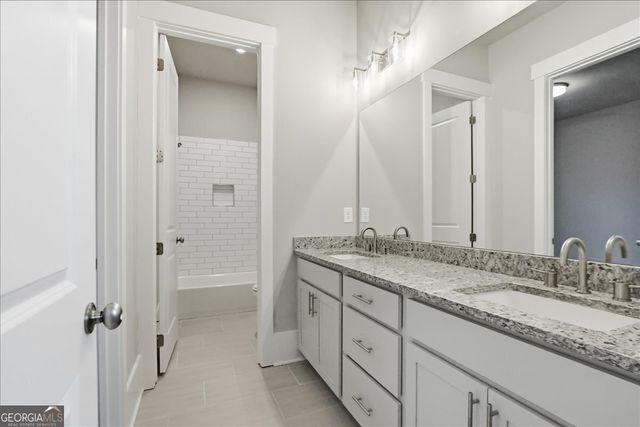 216 Ewing Way, Monroe, GA 30656