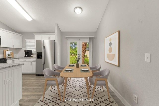 225 12th Street SW, Vero Beach, FL 32962