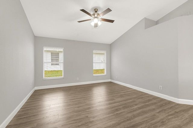 225 12th Street SW, Vero Beach, FL 32962