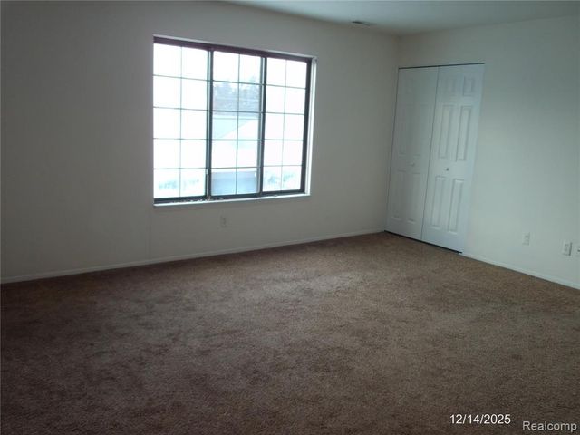 22843 Grove Street, Saint Clair Shores, MI 48080