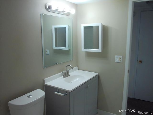 22843 Grove Street, Saint Clair Shores, MI 48080