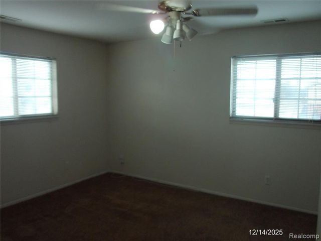 22843 Grove Street, Saint Clair Shores, MI 48080