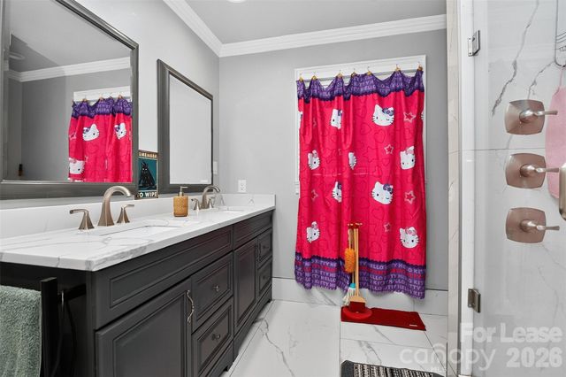 9704 Saddle Avenue, Waxhaw, NC 28173
