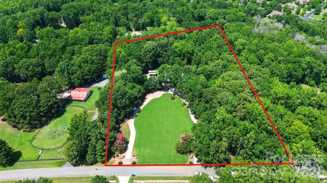 9704 Saddle Avenue, Waxhaw, NC 28173