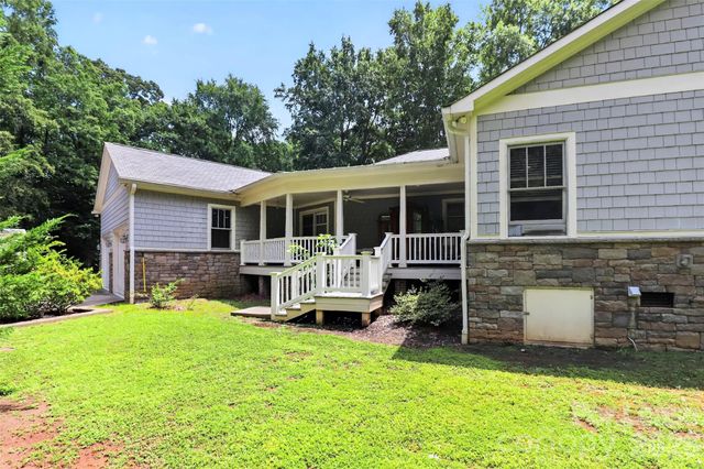 9704 Saddle Avenue, Waxhaw, NC 28173