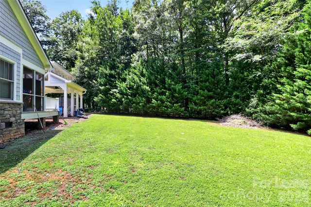 9704 Saddle Avenue, Waxhaw, NC 28173