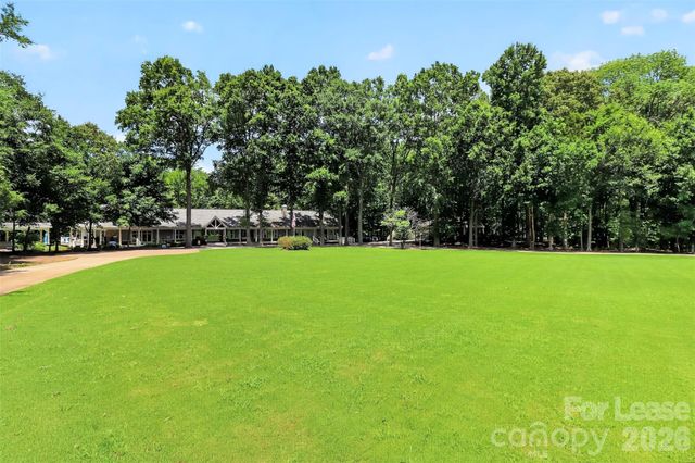 9704 Saddle Avenue, Waxhaw, NC 28173