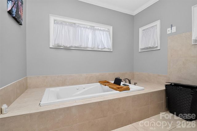 9704 Saddle Avenue, Waxhaw, NC 28173