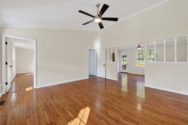 2070 OLD HWY 431S, Greenbrier, TN 37073