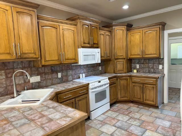 226 Mackenzie Lane, Hensley, AR 72065