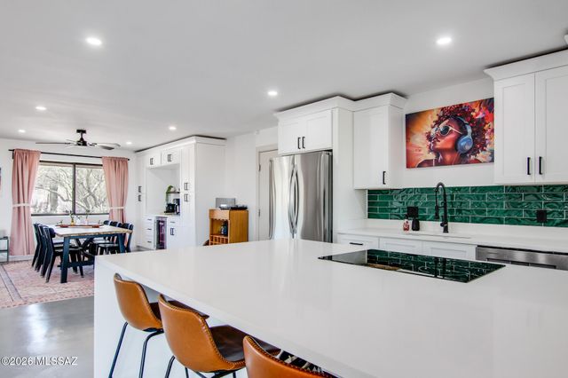 4410 W Ironwood Hill Drive, Tucson, AZ 85745
