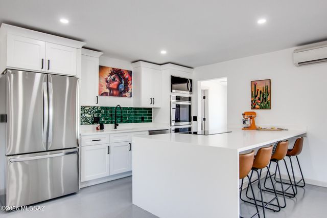 4410 W Ironwood Hill Drive, Tucson, AZ 85745
