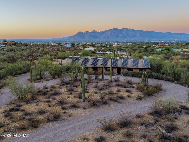 4410 W Ironwood Hill Drive, Tucson, AZ 85745