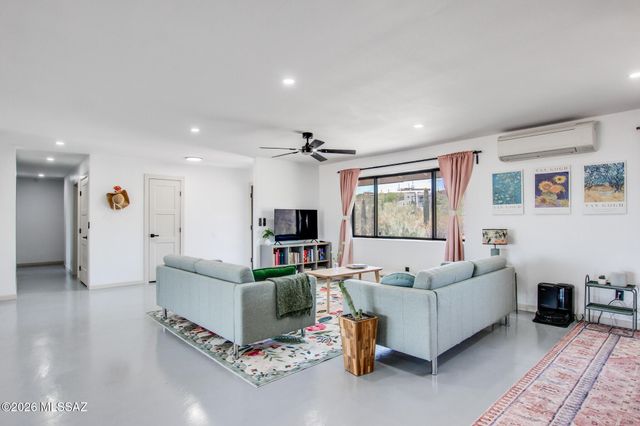 4410 W Ironwood Hill Drive, Tucson, AZ 85745