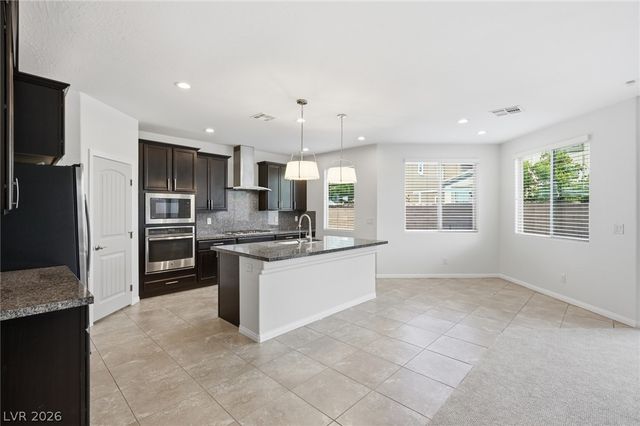 6144 Barby Cove Street, Las Vegas, NV 89148