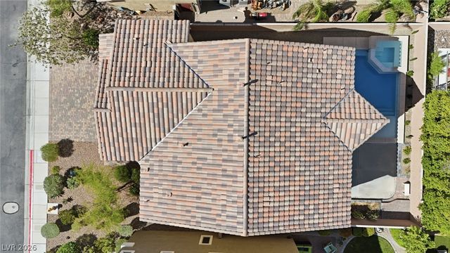 6144 Barby Cove Street, Las Vegas, NV 89148