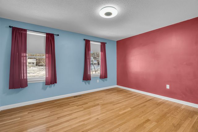 22 Parker Drive, Merrimack, NH 03054