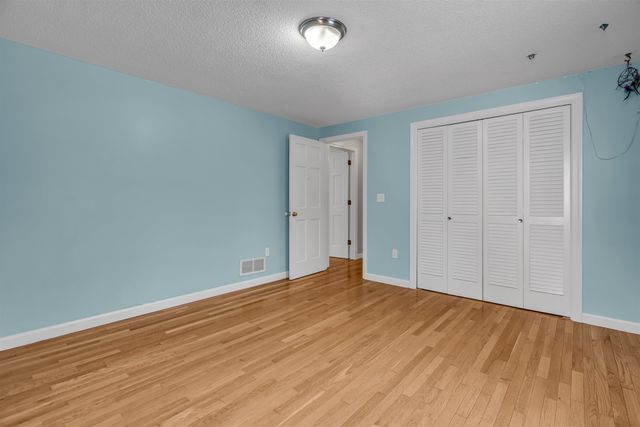 22 Parker Drive, Merrimack, NH 03054