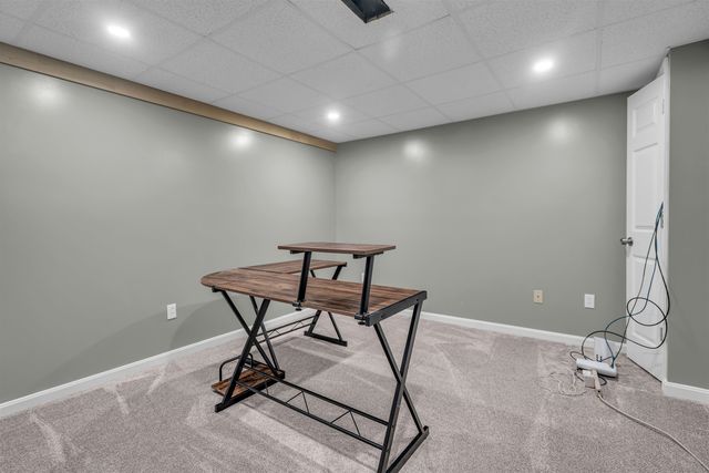 22 Parker Drive, Merrimack, NH 03054