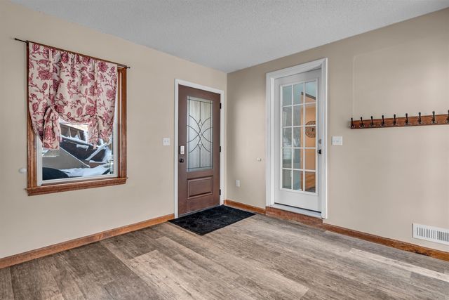 22 Parker Drive, Merrimack, NH 03054