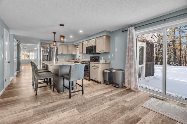 22 Parker Drive, Merrimack, NH 03054