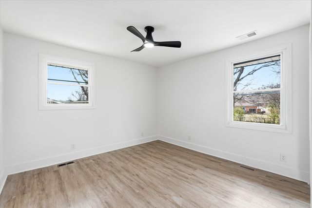 222 Jacksonian Dr, Hermitage, TN 37076