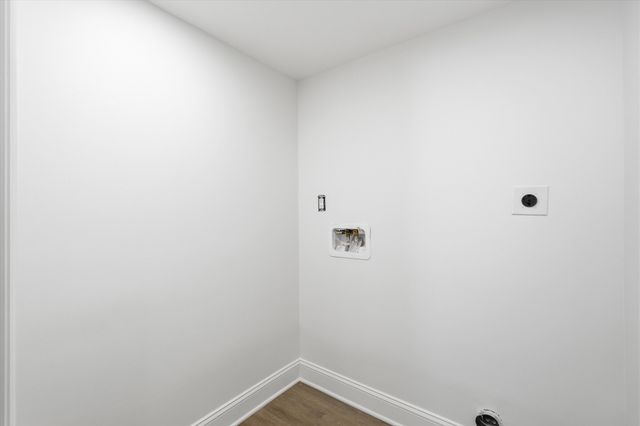 222 Jacksonian Dr, Hermitage, TN 37076