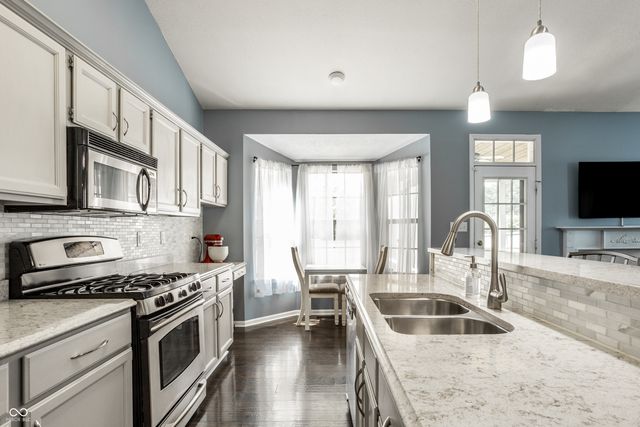 3129 Bretton Court, Indianapolis, IN 46268