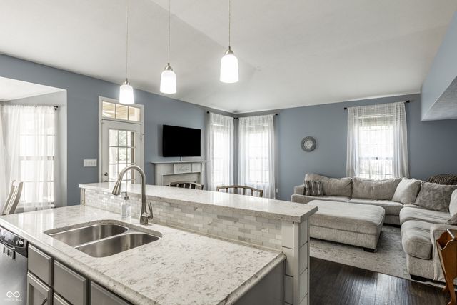 3129 Bretton Court, Indianapolis, IN 46268