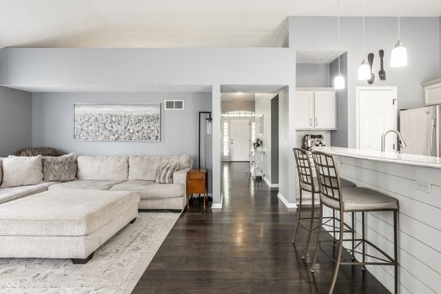 3129 Bretton Court, Indianapolis, IN 46268