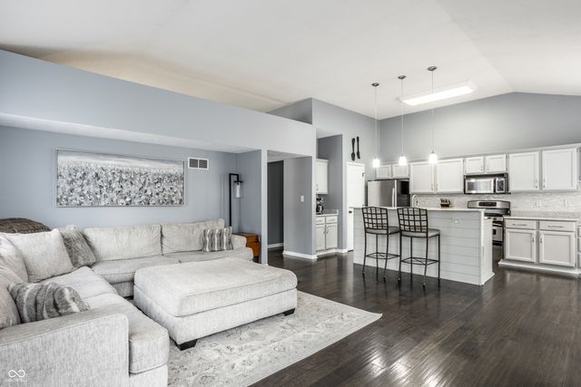 3129 Bretton Court, Indianapolis, IN 46268