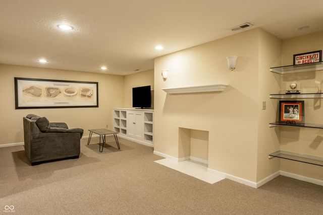 3129 Bretton Court, Indianapolis, IN 46268