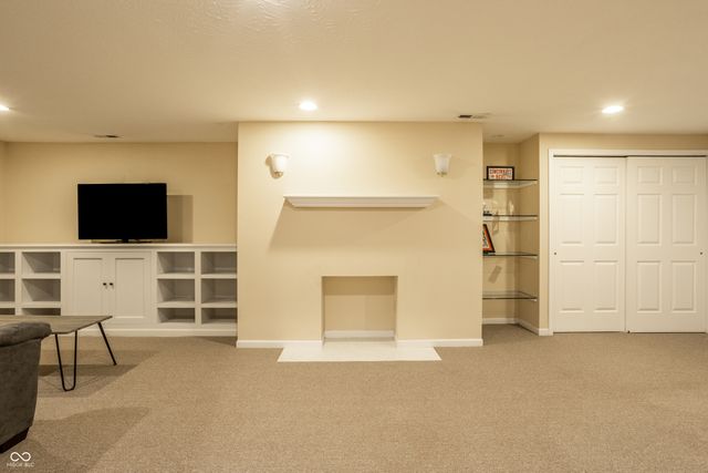 3129 Bretton Court, Indianapolis, IN 46268