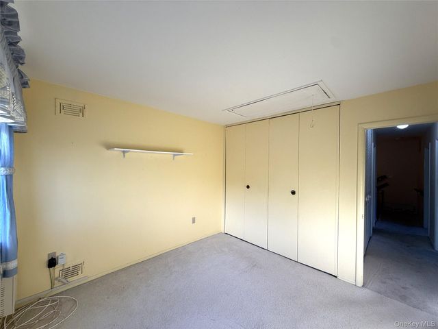 1801 Holly Walk, Poughkeepsie, NY 12603