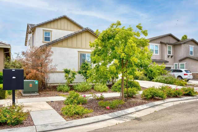1784 Water Lily Ct, Lathrop, CA 95330