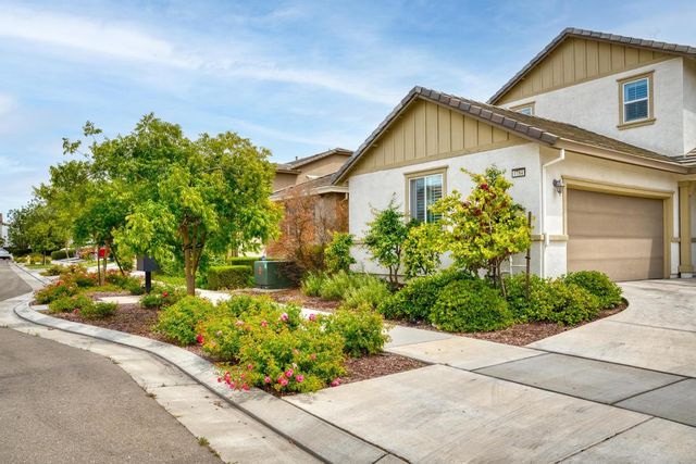 1784 Water Lily Ct, Lathrop, CA 95330