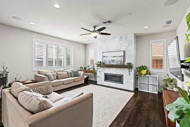 1784 Water Lily Ct, Lathrop, CA 95330