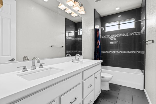 1784 Water Lily Ct, Lathrop, CA 95330