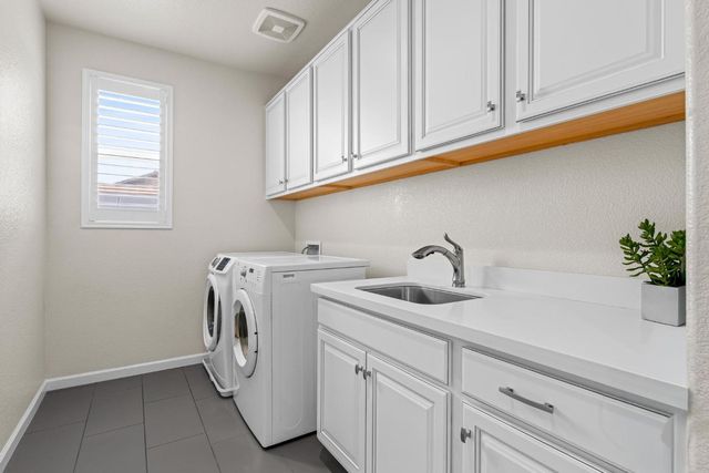 1784 Water Lily Ct, Lathrop, CA 95330