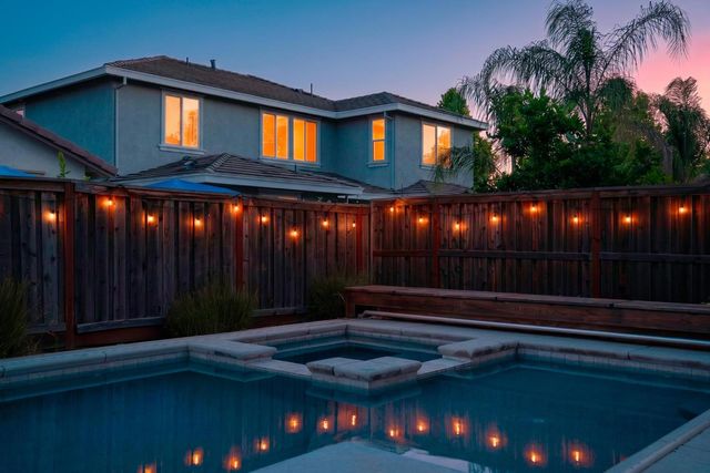 1784 Water Lily Ct, Lathrop, CA 95330