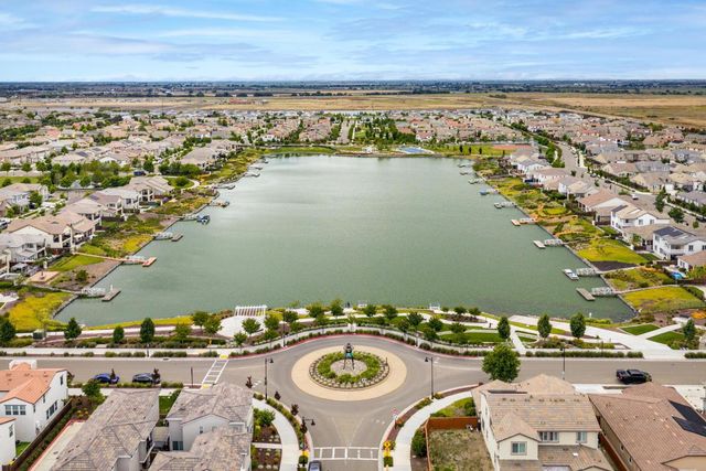 1784 Water Lily Ct, Lathrop, CA 95330