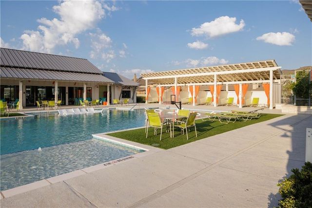 549 Pickrell LOOP, Liberty Hill, TX 78642