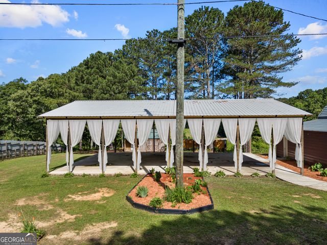 894 Lake Circle Road, Buchanan, GA 30113