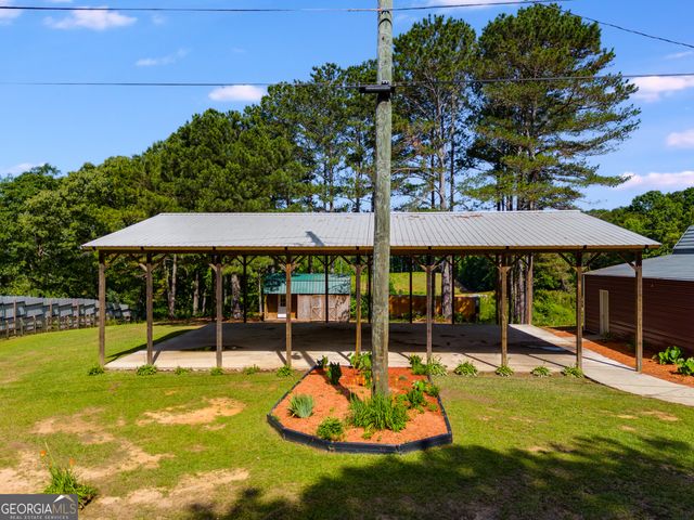 894 Lake Circle Road, Buchanan, GA 30113