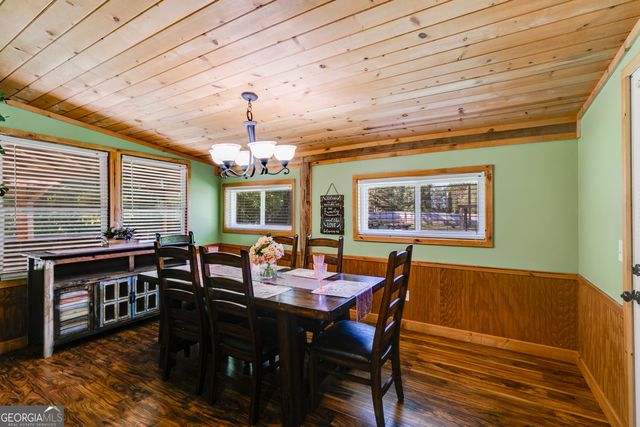 894 Lake Circle Road, Buchanan, GA 30113