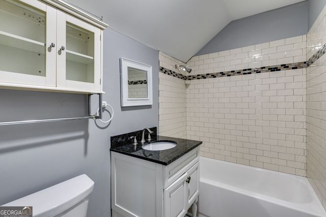 894 Lake Circle Road, Buchanan, GA 30113