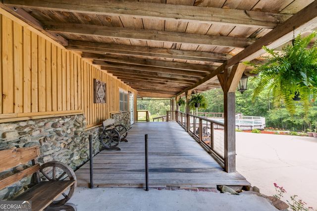 894 Lake Circle Road, Buchanan, GA 30113