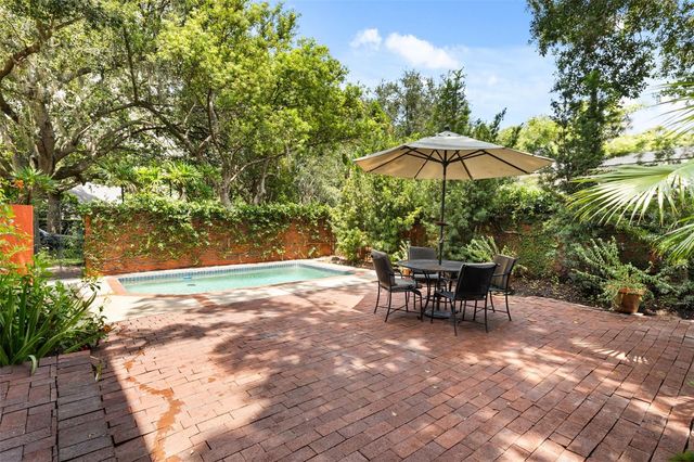 318 VITORIA AVENUE, Winter Park, FL 32789